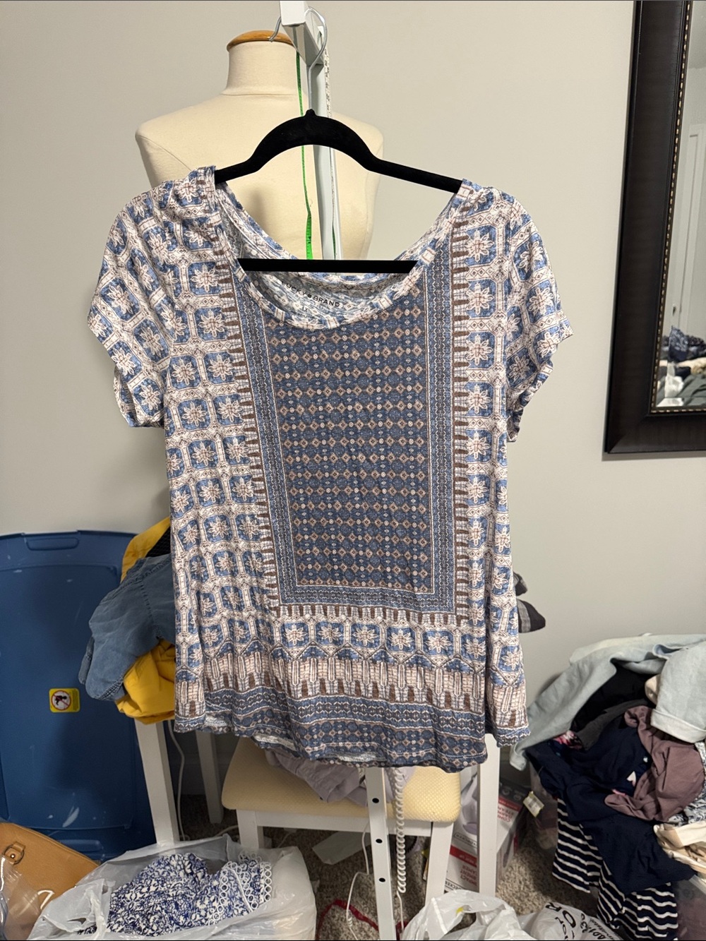 Lucky Brand Blue and Cream Printed Short-Sleeve Tunic Top
